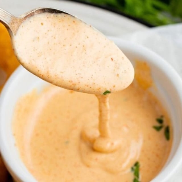 Byblos Spicy Zesty Sauce.