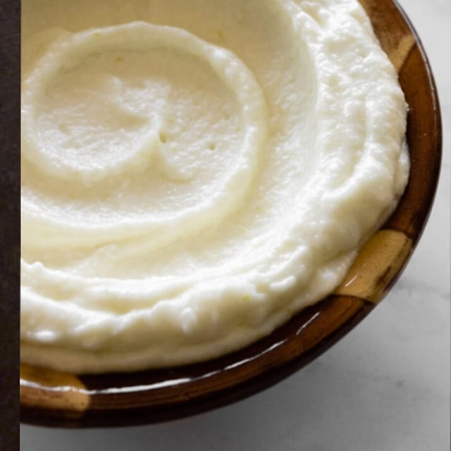 Byblos Garlic Sauce.